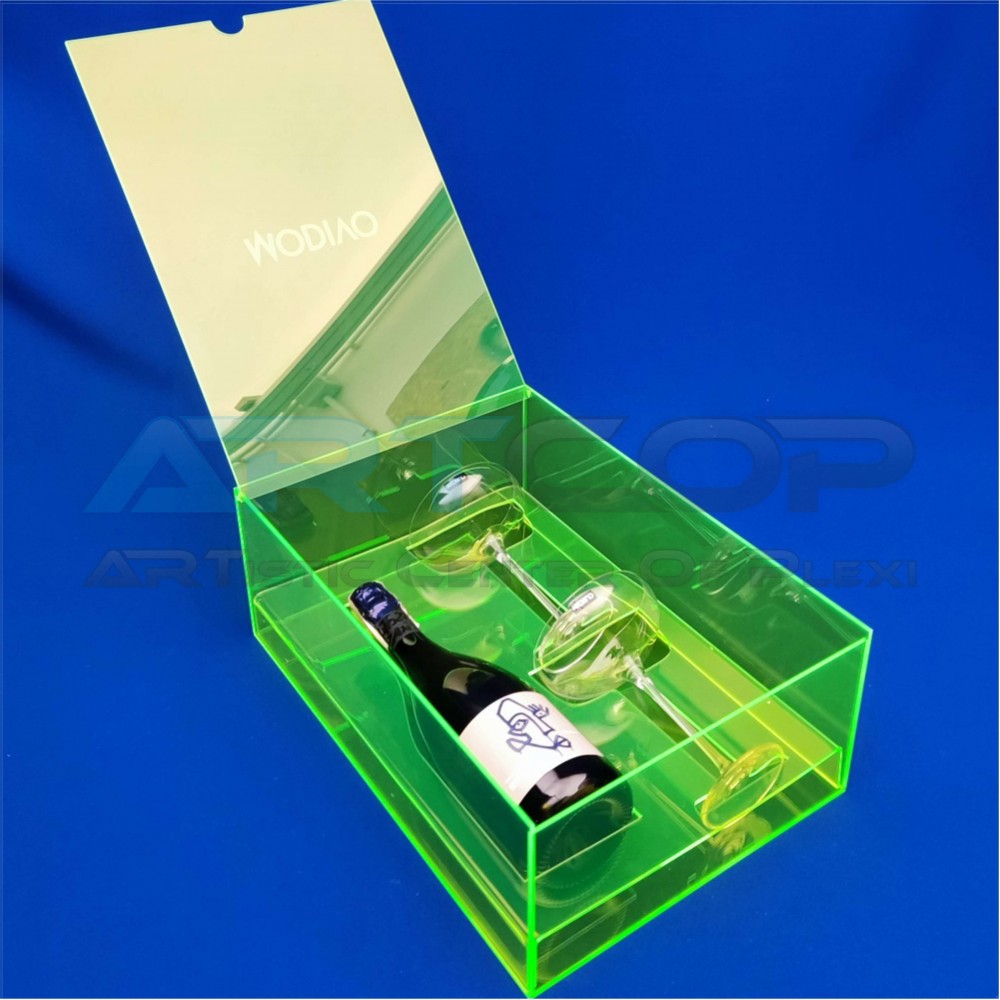Pudełko prezentowe na wino i kieliszki z plexi fluo