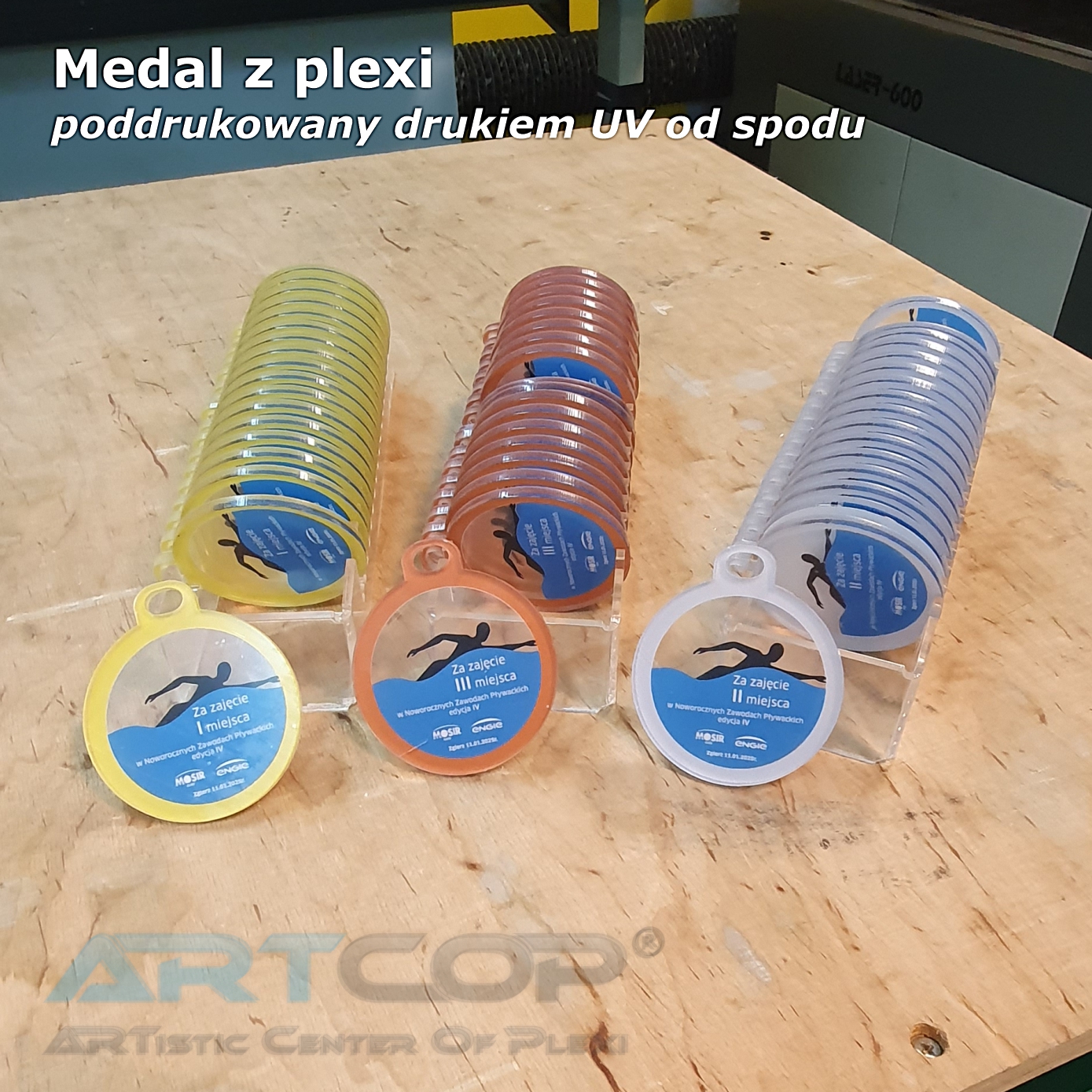 Medal z plexi - foto2.jpg