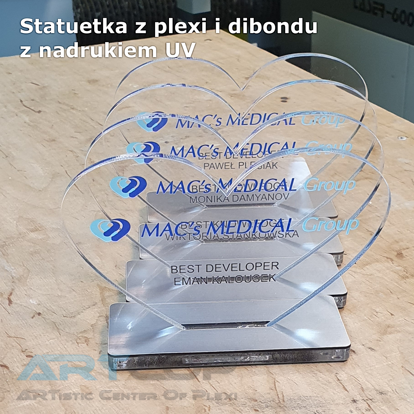 statuetka z plexi i drukiem UV wykonana w ARTCOP